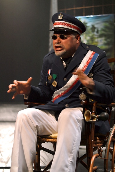 Cristian Ocón en el papel de "El Tigre"